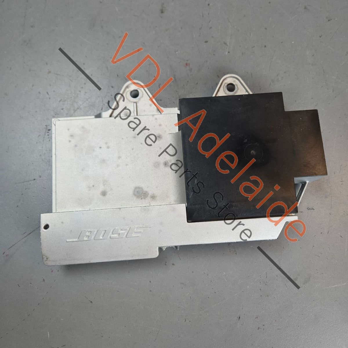 7PP035223P 7PP035223AA  Porsche BOSE Audio Amplifier Amp 7PP035223P 95564530201 7PP035223AA