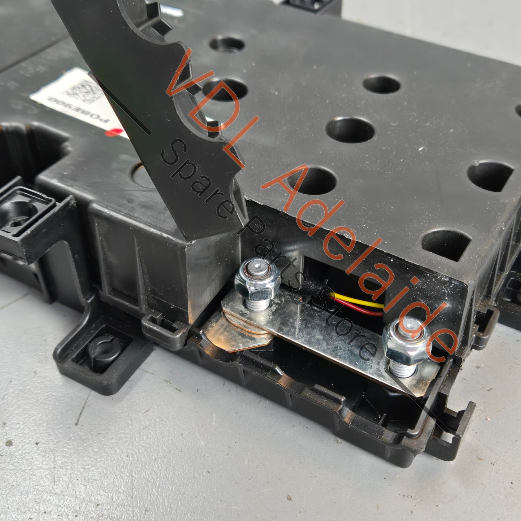 99161030103   Porsche 911 991 Main Fuse Board Circuit Breaker Panel 99161030103