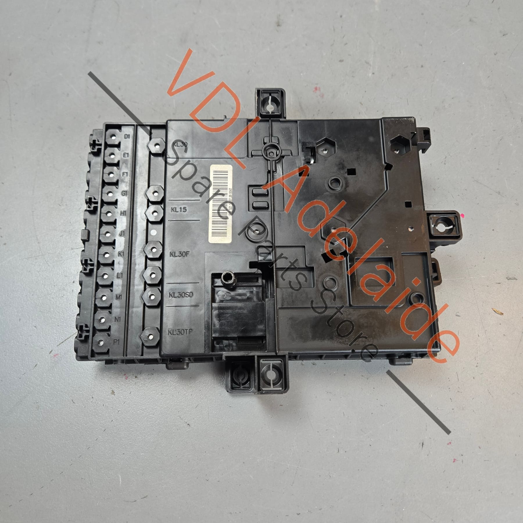 99161030103   Porsche 911 991 Main Fuse Board Circuit Breaker Panel 99161030103
