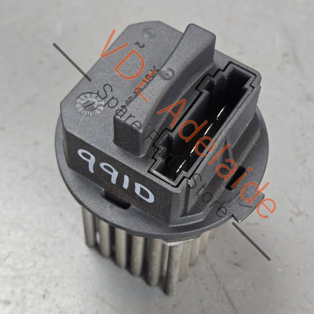 99162442301   Porsche 911 991 Dash Blower Fan Resistor Governor 99162442301 5HL008941 BEHR G4532002