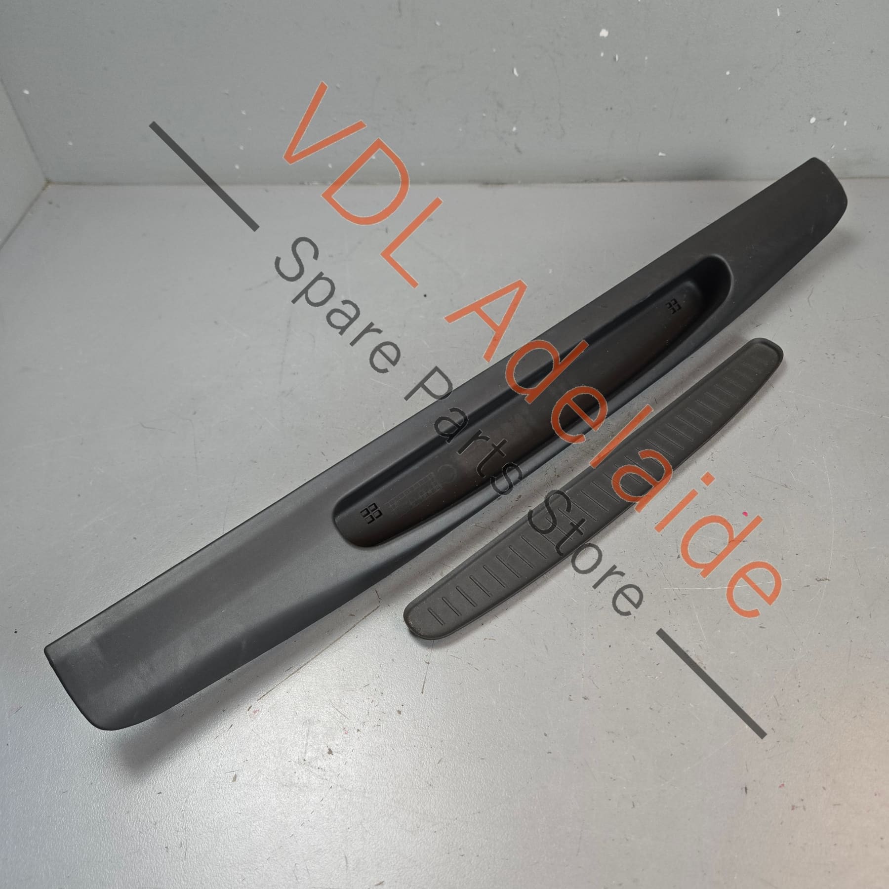 99155512202 99155561300  Porsche Carrera 911 991 Door Sill Trim with Rubber Inlay 99155512202 99155561300