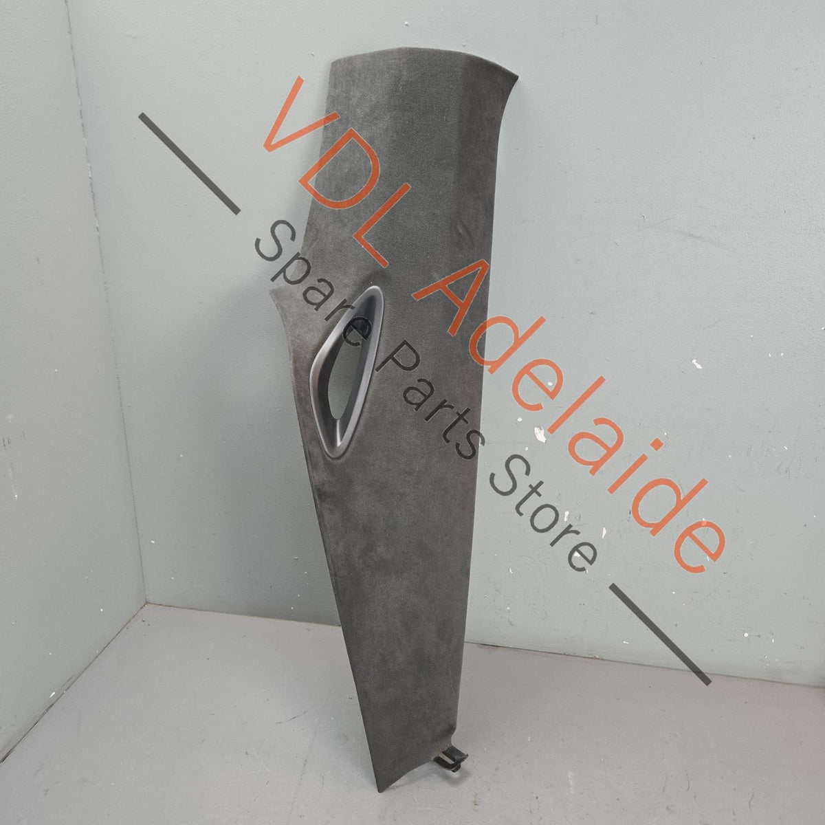 991555188012W0   Porsche 911 991 Rear C Pillar Trim Alcantara Right 99155518801 2W0