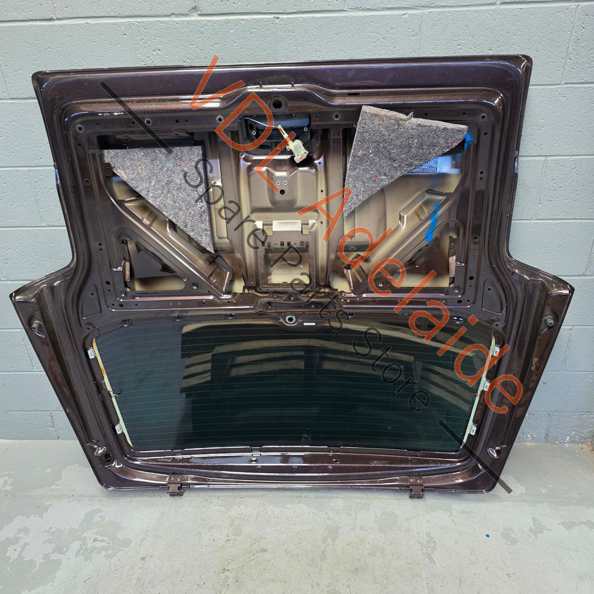 7E0827025F    VW Multivan Transporter T5 Rear Boot Hatch Panel 2003-2015