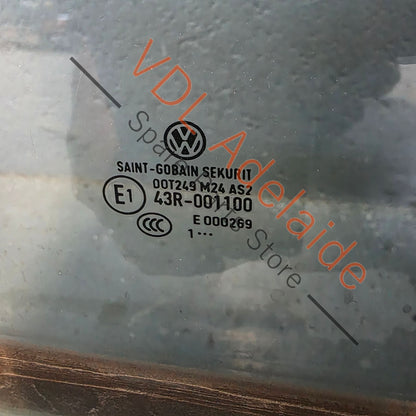 7H0845202D    VW Multivan Transporter T5 Right Front Door Glass