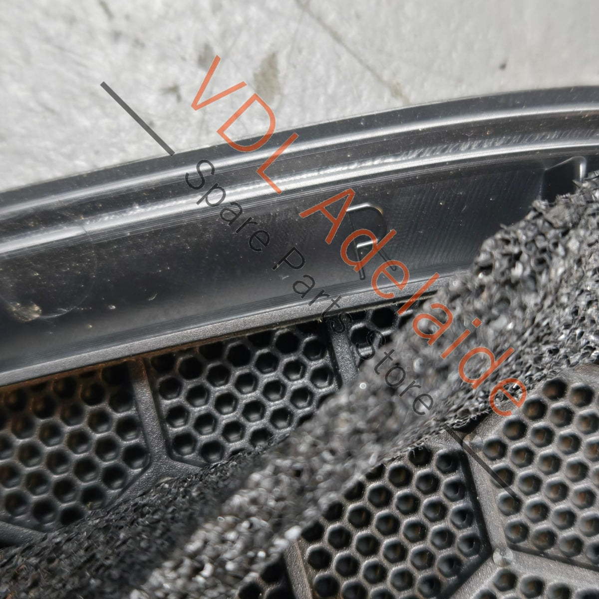 99155505000 991555050001  Porsche 911 Rear Right Interior Trim Speaker Cover 99155505000 1E0