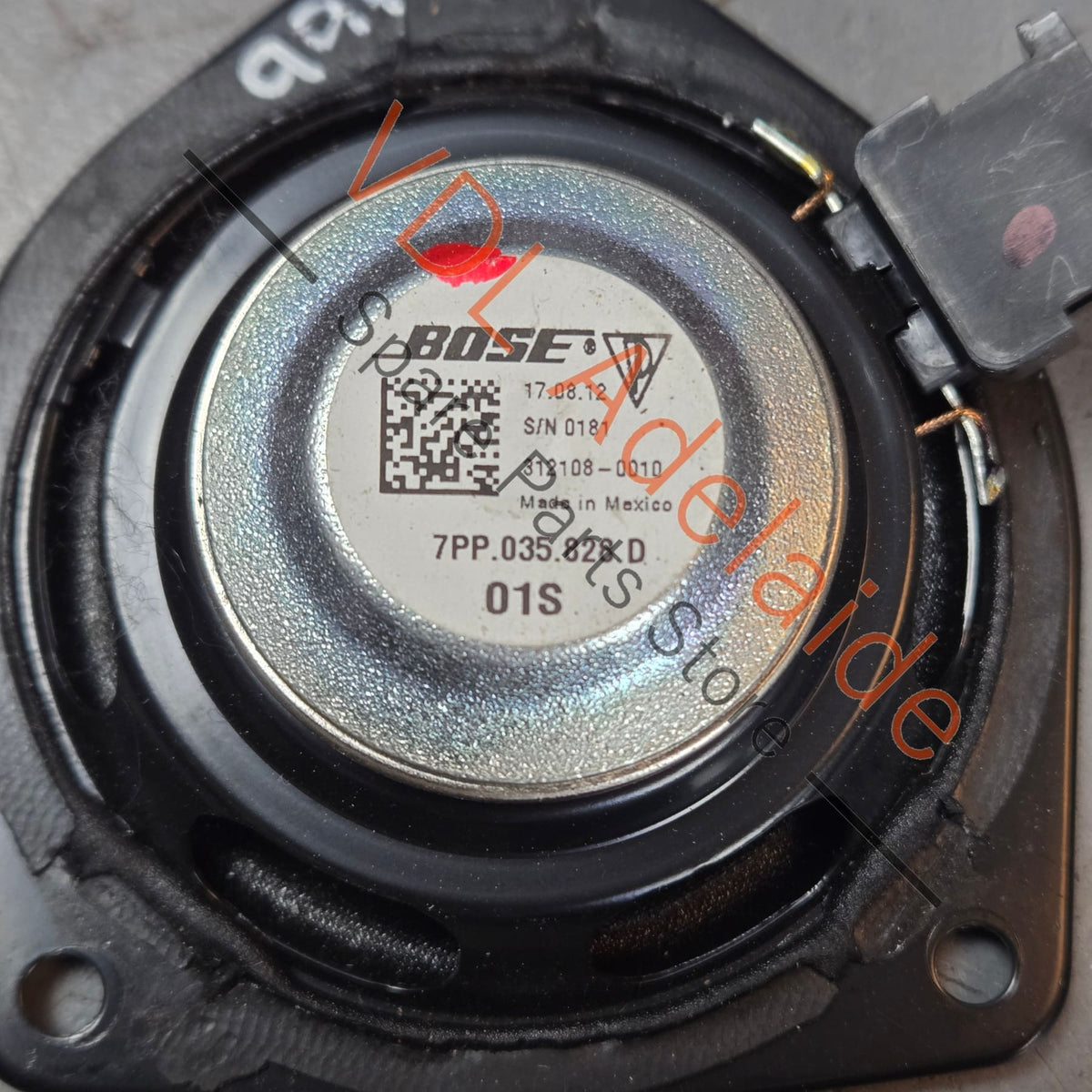 7PP035415F 7PP035454E  Porsche 911 BOSE Speaker Set 7PP035415F 7PP035454E