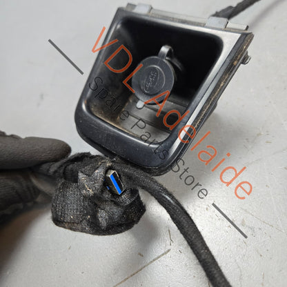 99164297000 99164217204  Porsche 991 991.1 Radio Nav Unit 991642970X DML 99164217204 99164297000