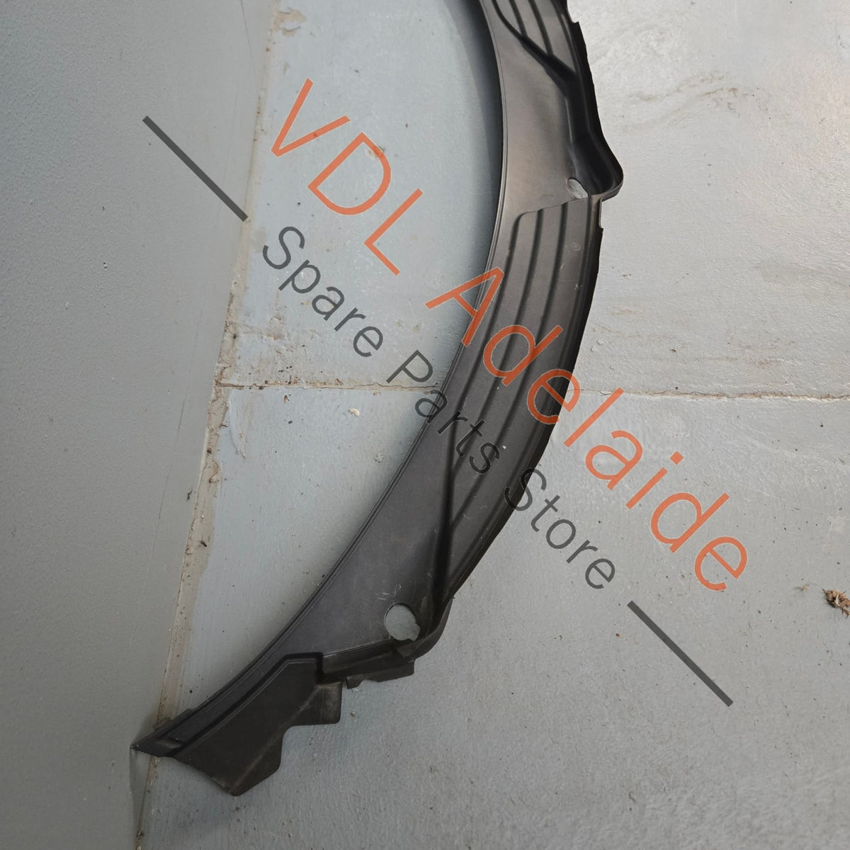 991556000000 99155556307  Porsche 911 991 Windscreen Wiper Scuttle Panel Cover Trim 99155556307 1E0