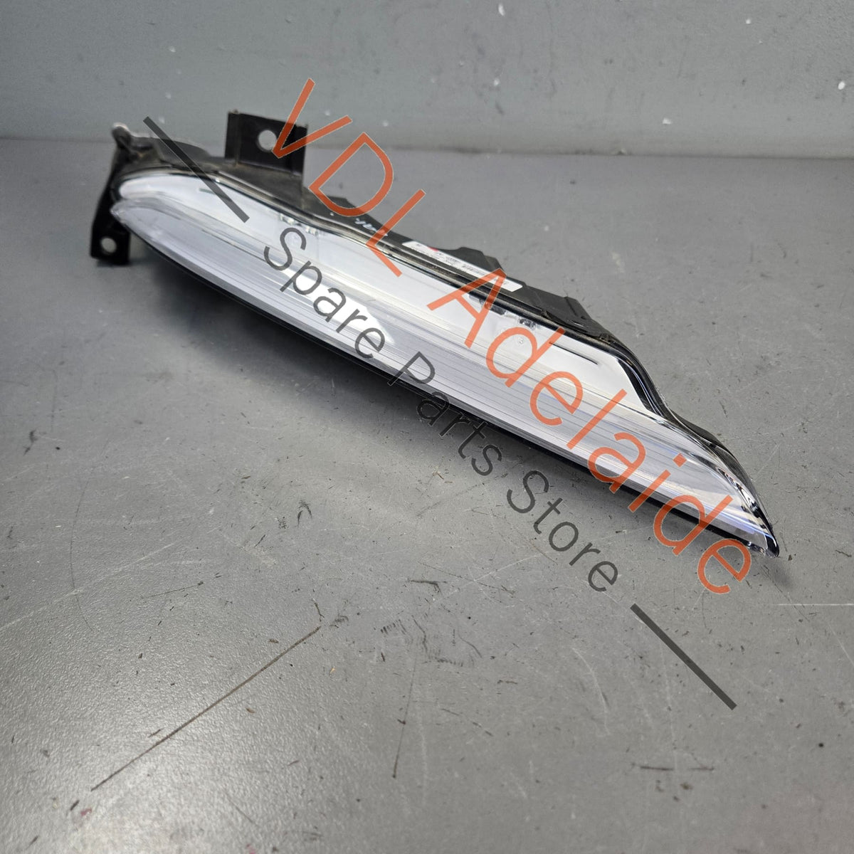 99163116003 99163116004  Porsche 911 991.2 DRL Right Side Headlight LED GENUINE HELLA 99163116003 99163116004