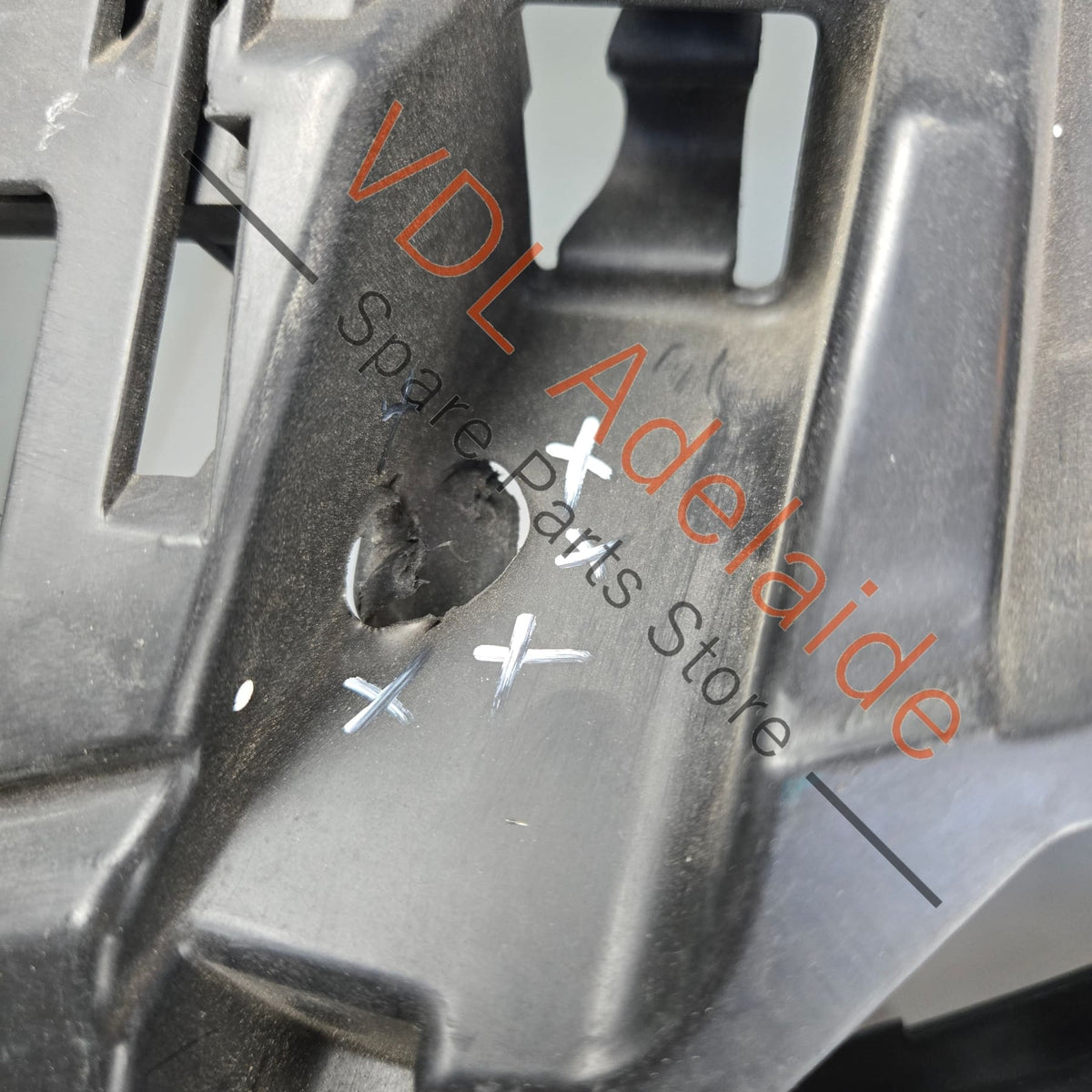 99150598501 99150598501OK1  Porsche 911 991.2 GTS Front Bumper Support Bracket Left 99150598501 OK1