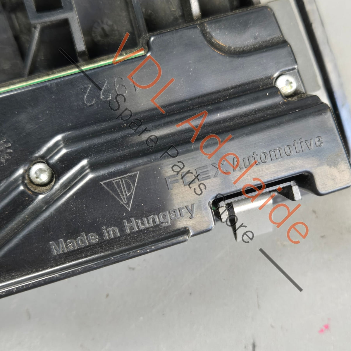 99161312908 991613134101  Porsche 911 991 Interior Reading Light Overhead Console 99161312908