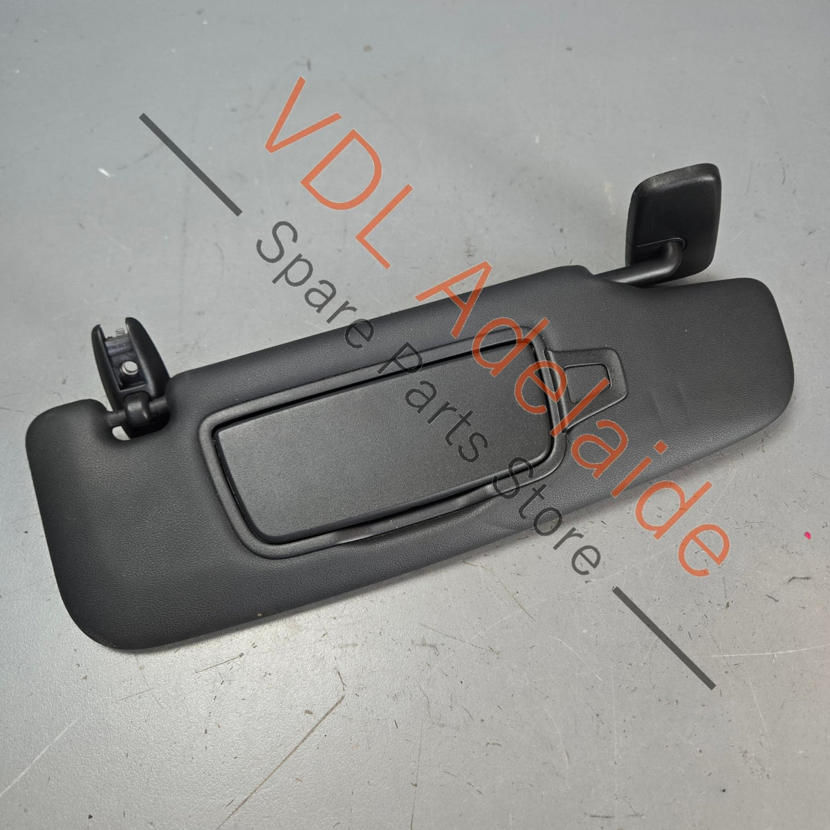 99173103212 9P1857552ABOX7  Porsche 911 991 Right Interior Sunvisor 9P1857552AB OX7 991731032