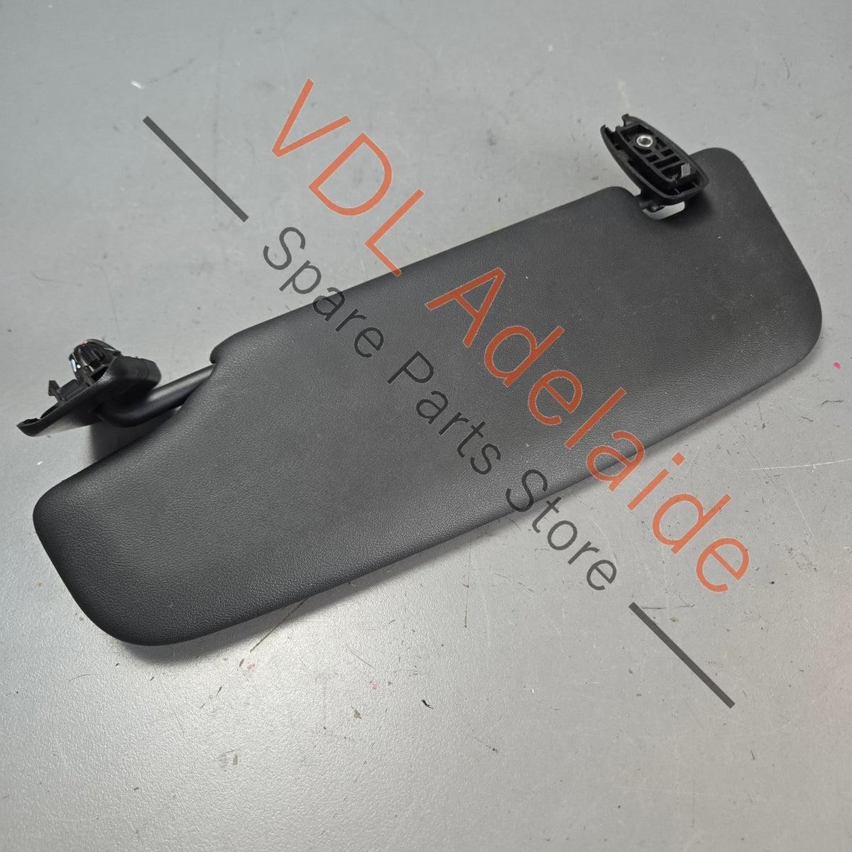 99173103212 9P1857552ABOX7  Porsche 911 991 Right Interior Sunvisor 9P1857552AB OX7 991731032