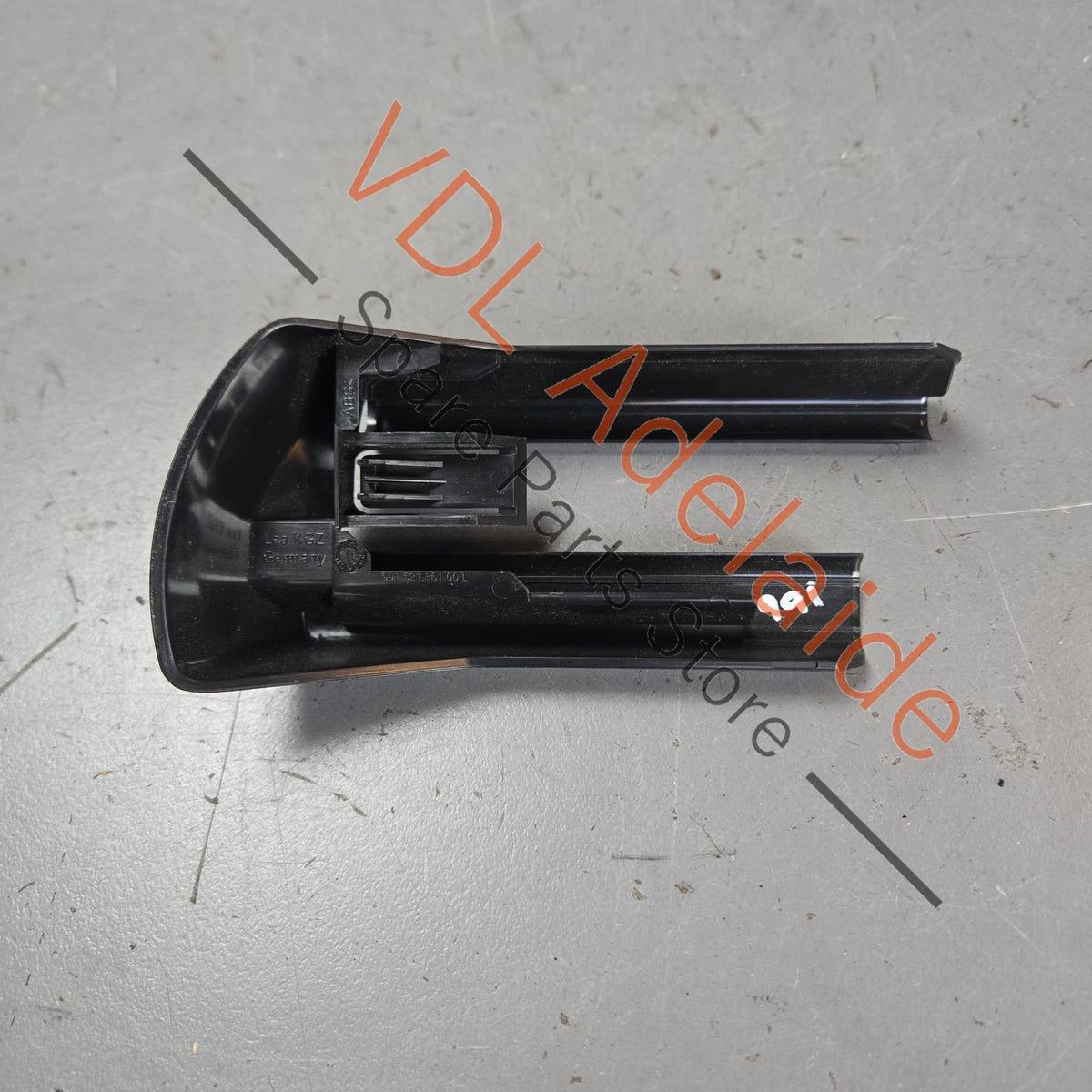99152136100 991521361001  Porsche 991 Seat Rail Trim 99152136100