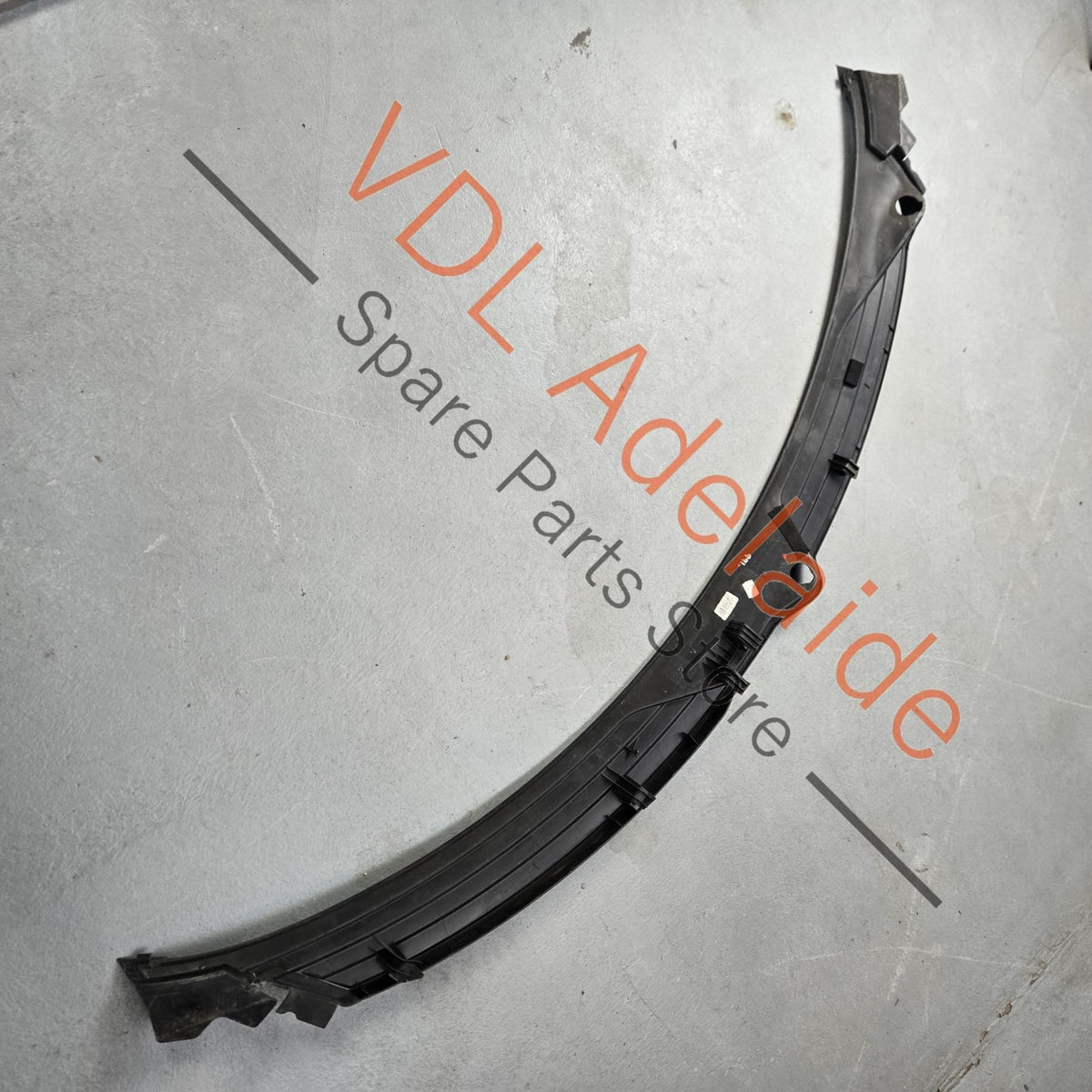 99155556307   Porsche 911 991 981 Windscreen Wiper Trim Panel Black 99155556307 for RHD