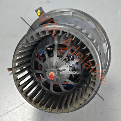 7H0819021A 7E0819021A   Genuine VW T5 Transporter Multivan AC Blower Fan Motor 7H0819021A 7E0819021A (rear)