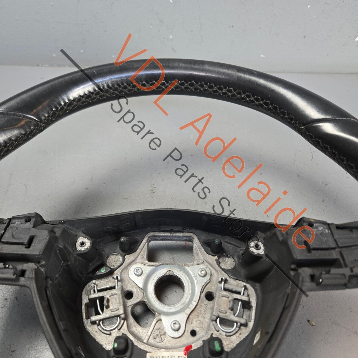 7E0419091H    VW Transporter Multivan Highline Leather Steering Wheel 7E0419091H