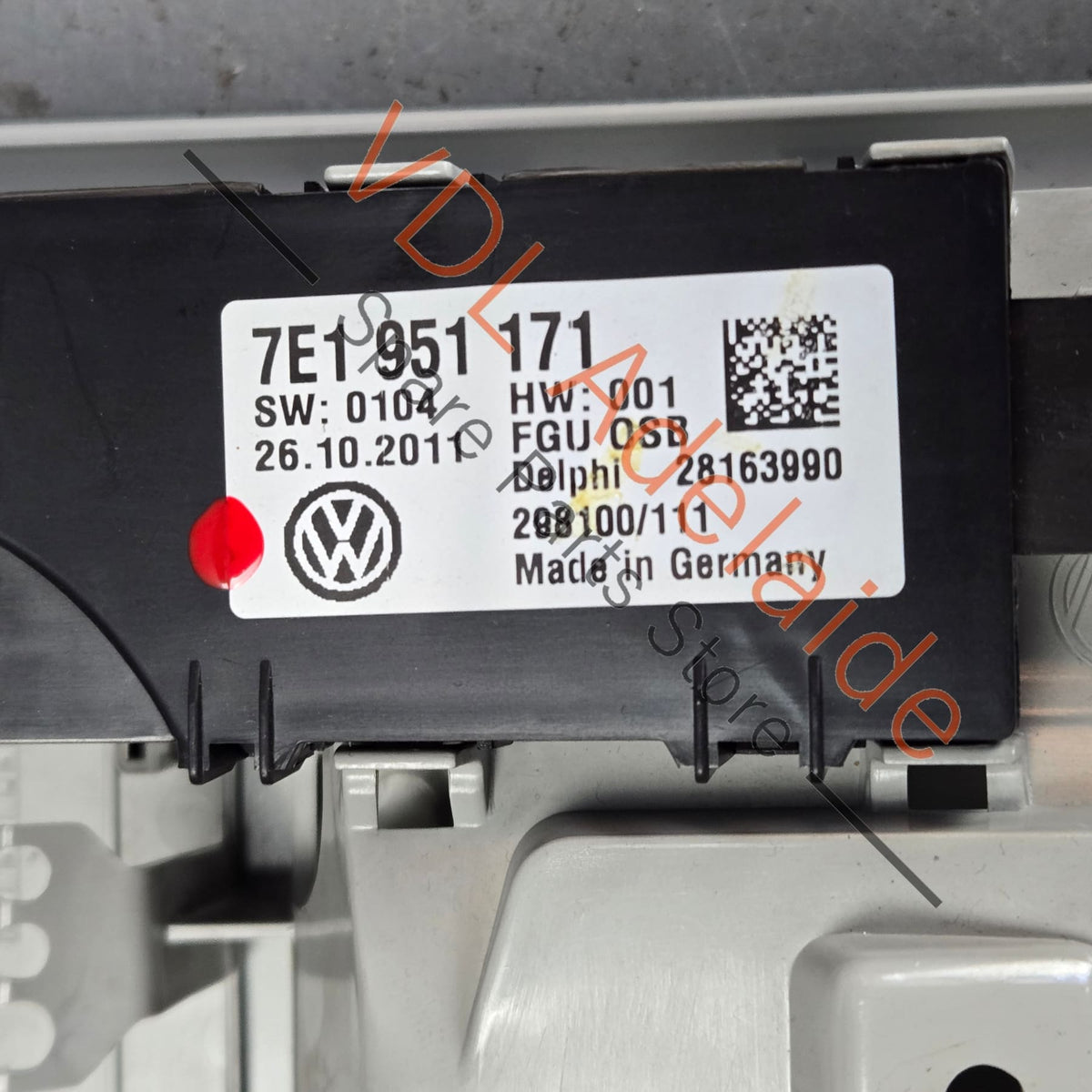 7E1951171 7E5947105   VW Transporter T5 Ultrasonic Motion Sensor & Reading Light 7E1951171 7E5947105