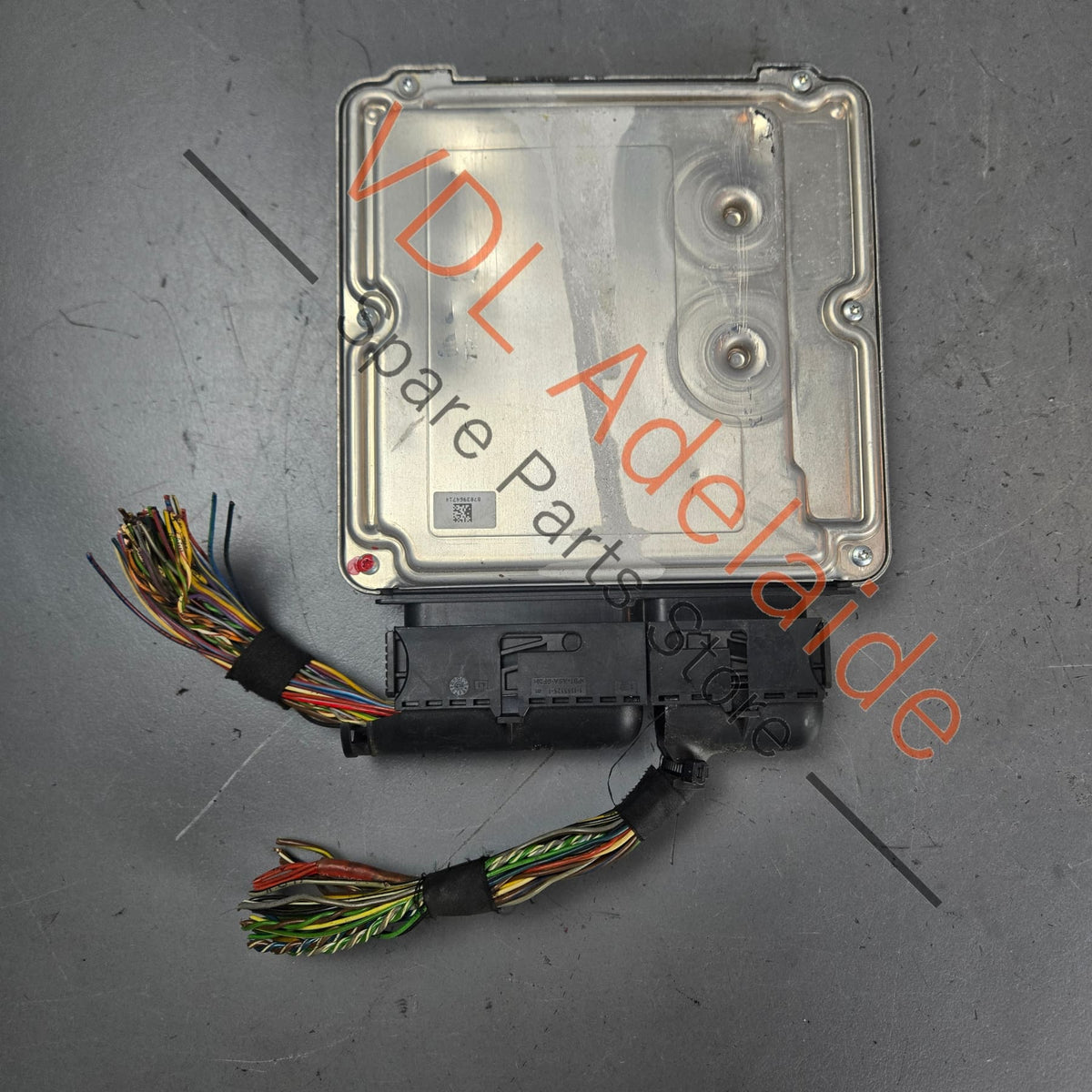 03L906022JD 03L907309H   VW Transporter CFCA Engine ECU 03L907309H 03L906022JD 0281016270