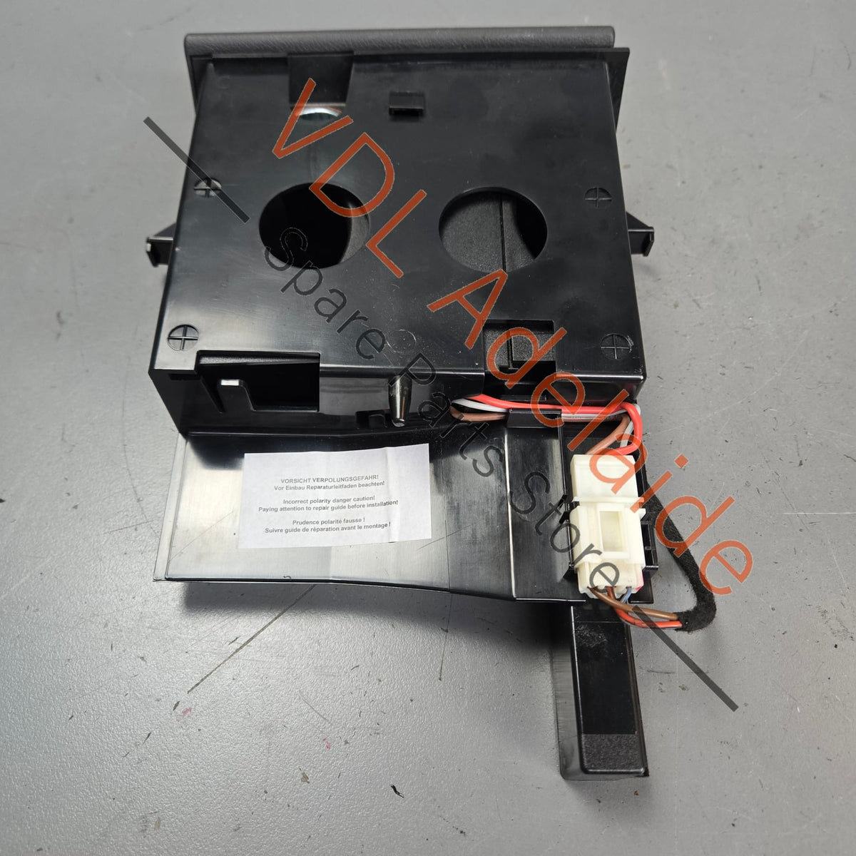 7H2857301    VW Transporter T5 Ashtray Drinks Holder Compartment 7H2857301