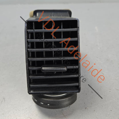 7E0815705C 7E0815705D   VW Transporter T5 Centre Left Air Vent 7E0815705C 7E0815705D