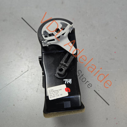 7E0815706B 7E0815706D   VW Transporter T5 Centre Right Air Vent 7E0815706B 7E0815706D