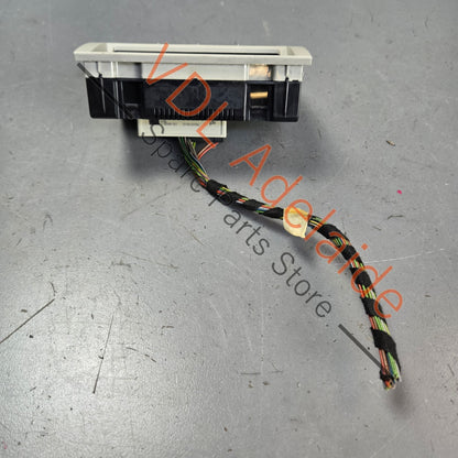 7E5907049B    VW transporter T5 Roof Switch for Climate Control Air Conditioning 7E5907049B