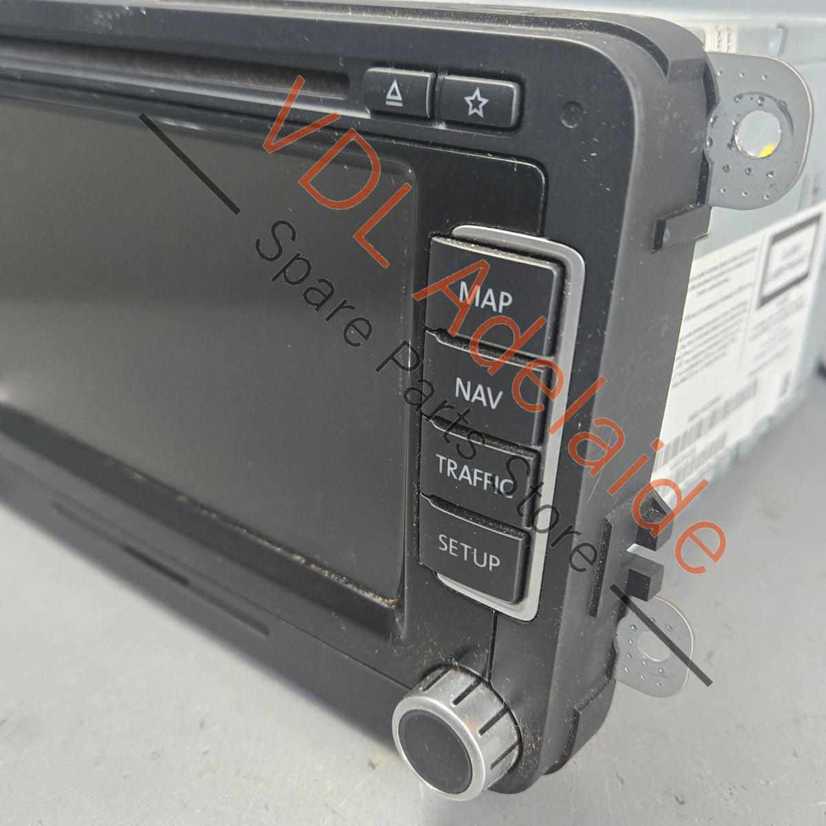 7F0035680A    VW Amarok Transporter Head Unit Satnav RNS510 Radio Screen 7F0035680A