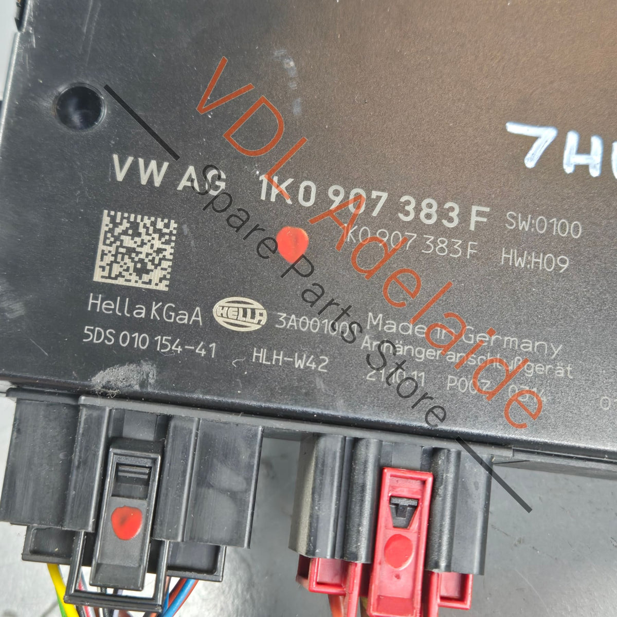 1K0907383F    VW Trailer Module Amarok Transporter T5 1K0907383F