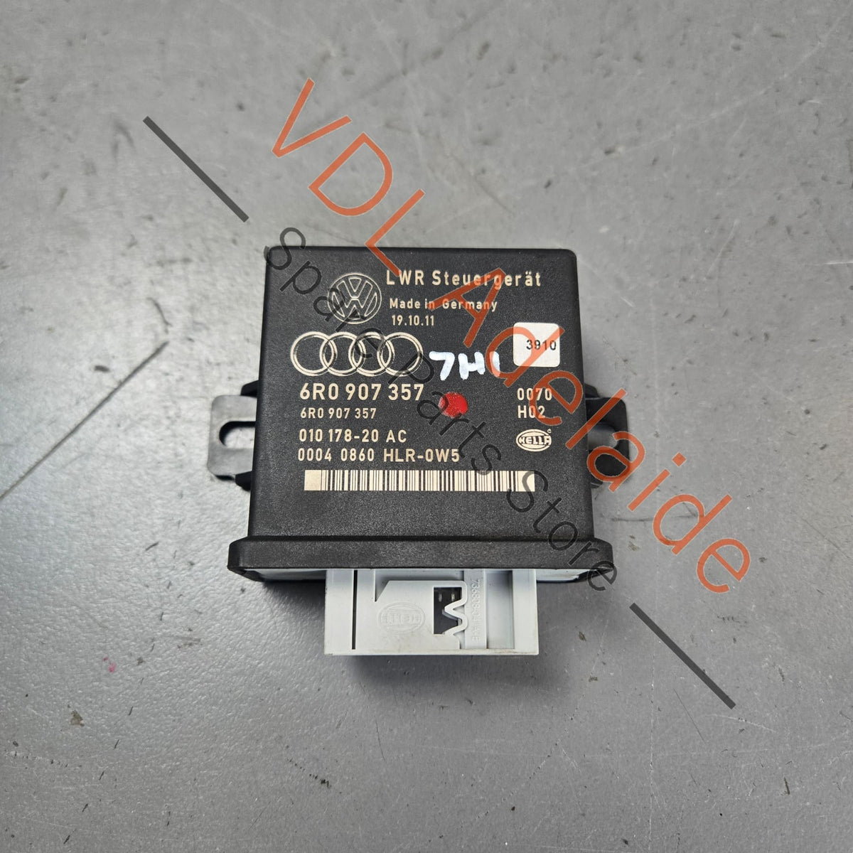 6R0907357    VW Transporter Headlight Cornering Control Module 6R0907357