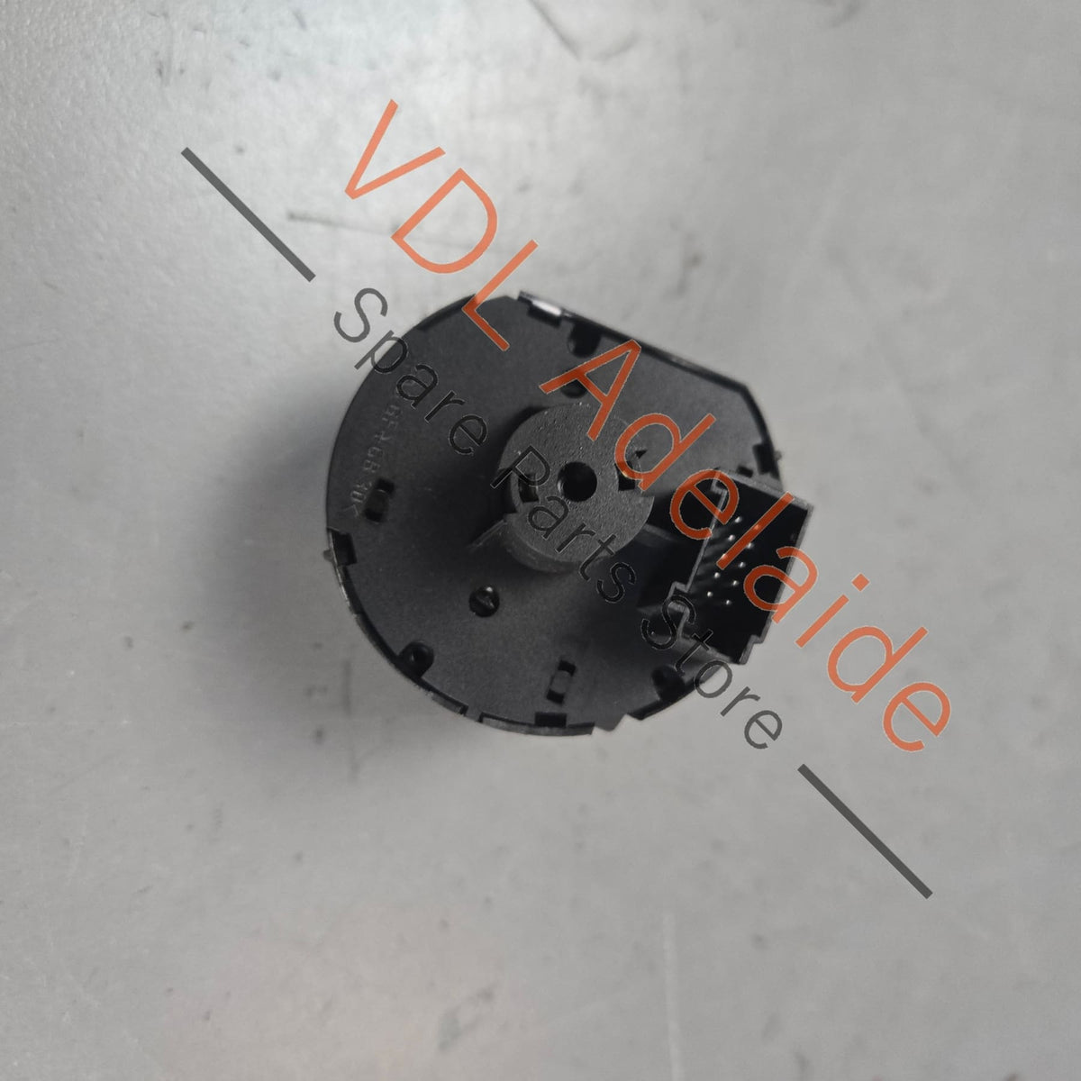 3C8941413A    VW Genuine Headlight Switch Amarok Transporter Scirocco 3C8941413A