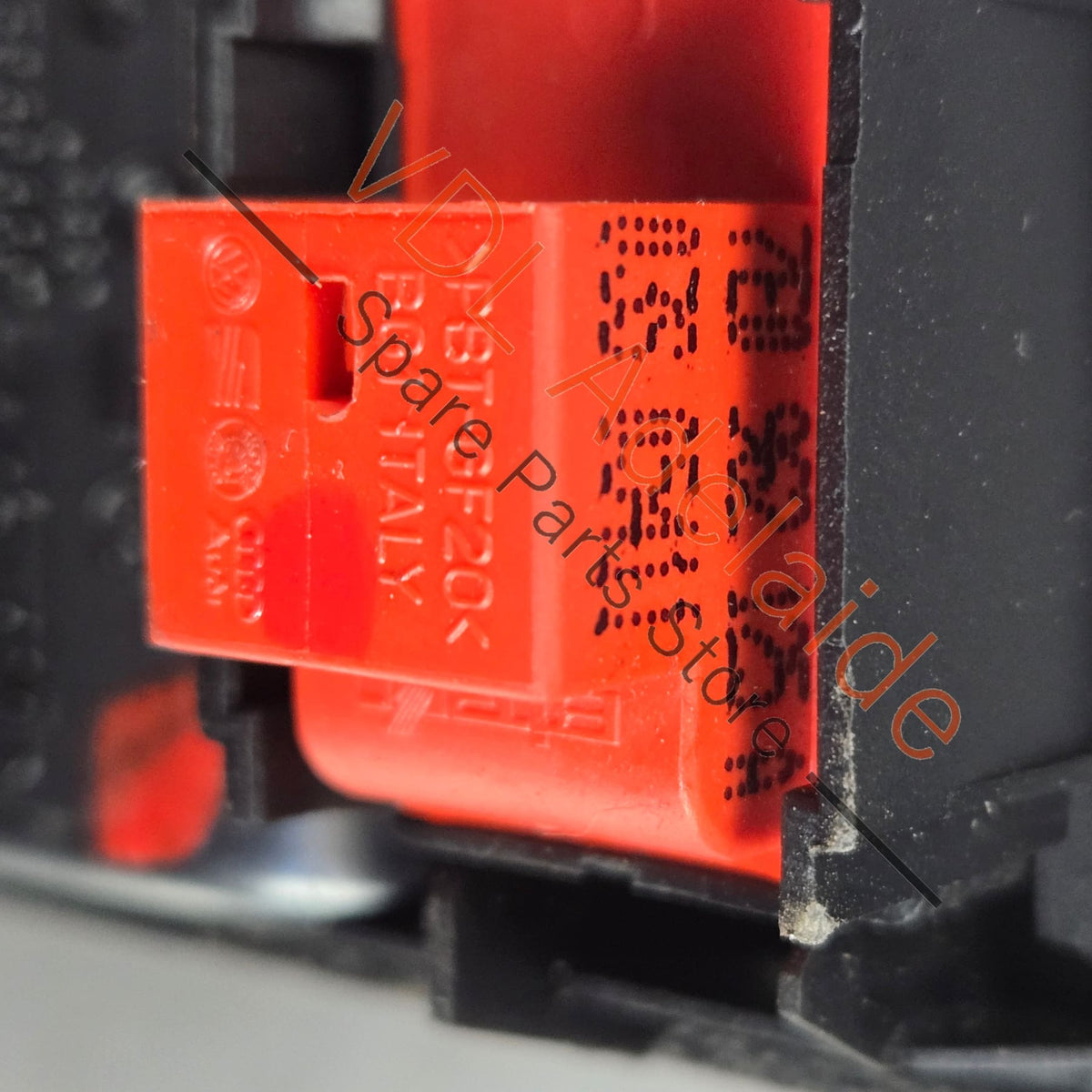 7E0959855B    GENUINE VW Transporter T5 Power Window Switch 7E0959855B
