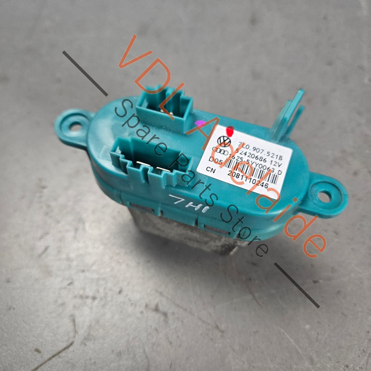 7L0907521B    VW Transporter Amarok Q7 Touareg Cayenne Fan Resistor G462 7L0907521B