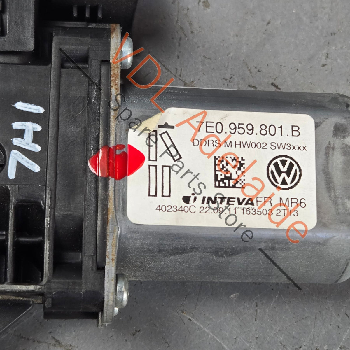 7E0959801B    VW Transporter T5 T6 Drivers Window Regulator Motor 7E0959801B