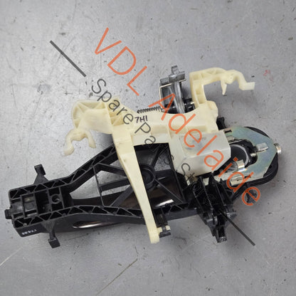 7H0843352E    VW Transporter T5 Right Side Exterior Door Handle & Mounting Bar 7H0843352E