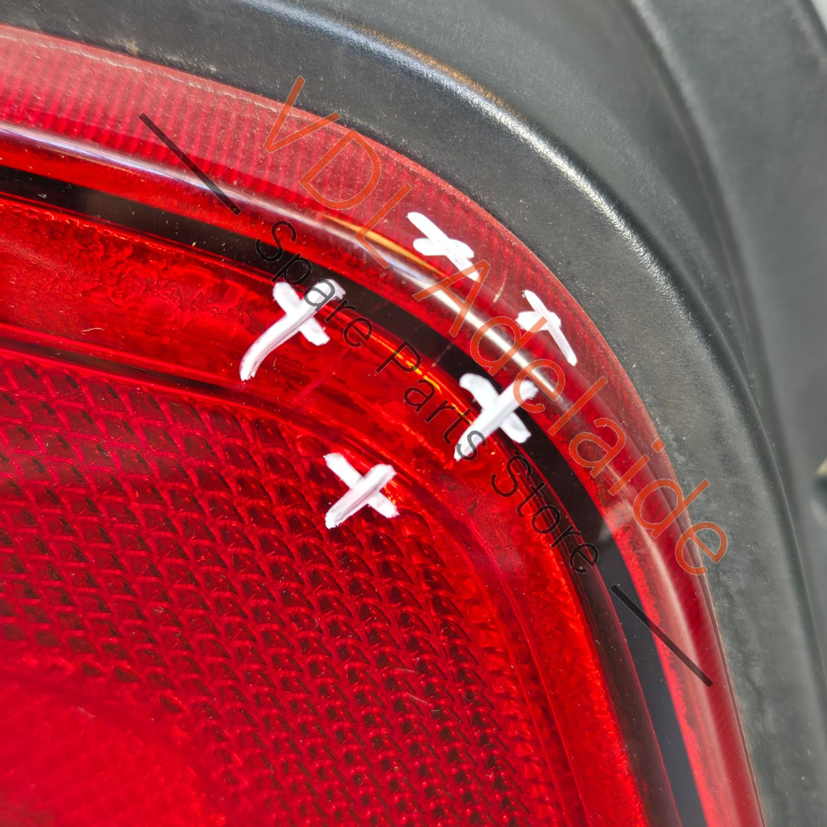 7E5945095E    VW Transporter T5 Left Rear Tail Light 7E5945095E 2010 - 2015