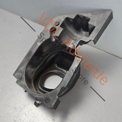 7H0201253D    VW Transporter T5 T6 Fuel Door Filler Neck Pot 7H0201253D