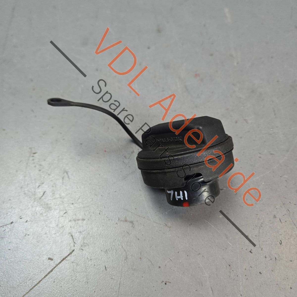 1J0201553AH    VW Audi Fuel Tank Cap 1J0201553AH 6R0201550C 1J0201550AC