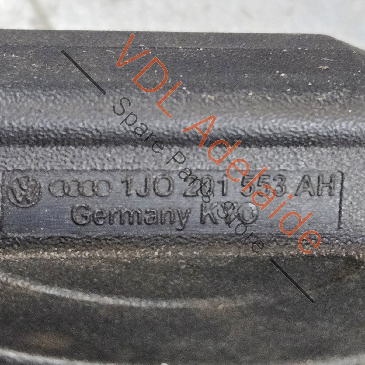 1J0201553AH    VW Audi Fuel Tank Cap 1J0201553AH 6R0201550C 1J0201550AC