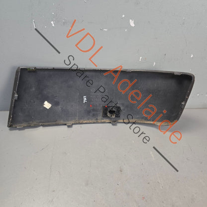 7E5807820    VW Transporter T5 Front Bumper Right Side Insert Trim Cover 7E5807820