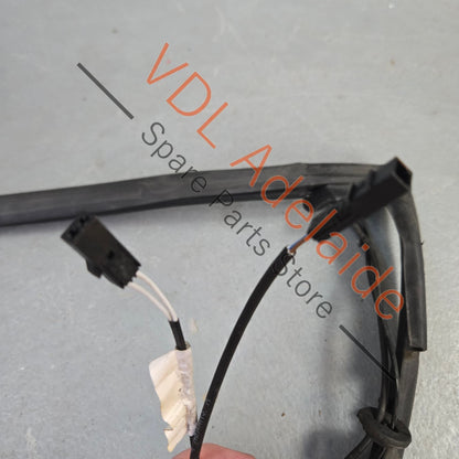 7H0843435Q 7E0843435C   VW Transporter T5 T6 Left Side Door Roller Guide 7H0843435Q 7E0843435C