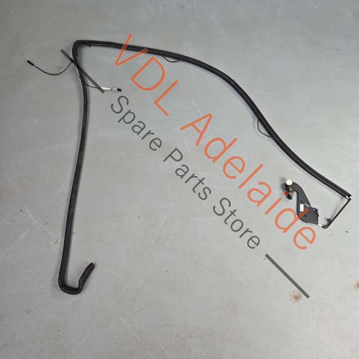 7E0843436C 7H0843436Q   VW Transporter T5 T6 Right Side Door Roller Guide 7H0843436Q 7E0843436C
