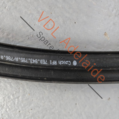 7E0843436C 7H0843436Q   VW Transporter T5 T6 Right Side Door Roller Guide 7H0843436Q 7E0843436C
