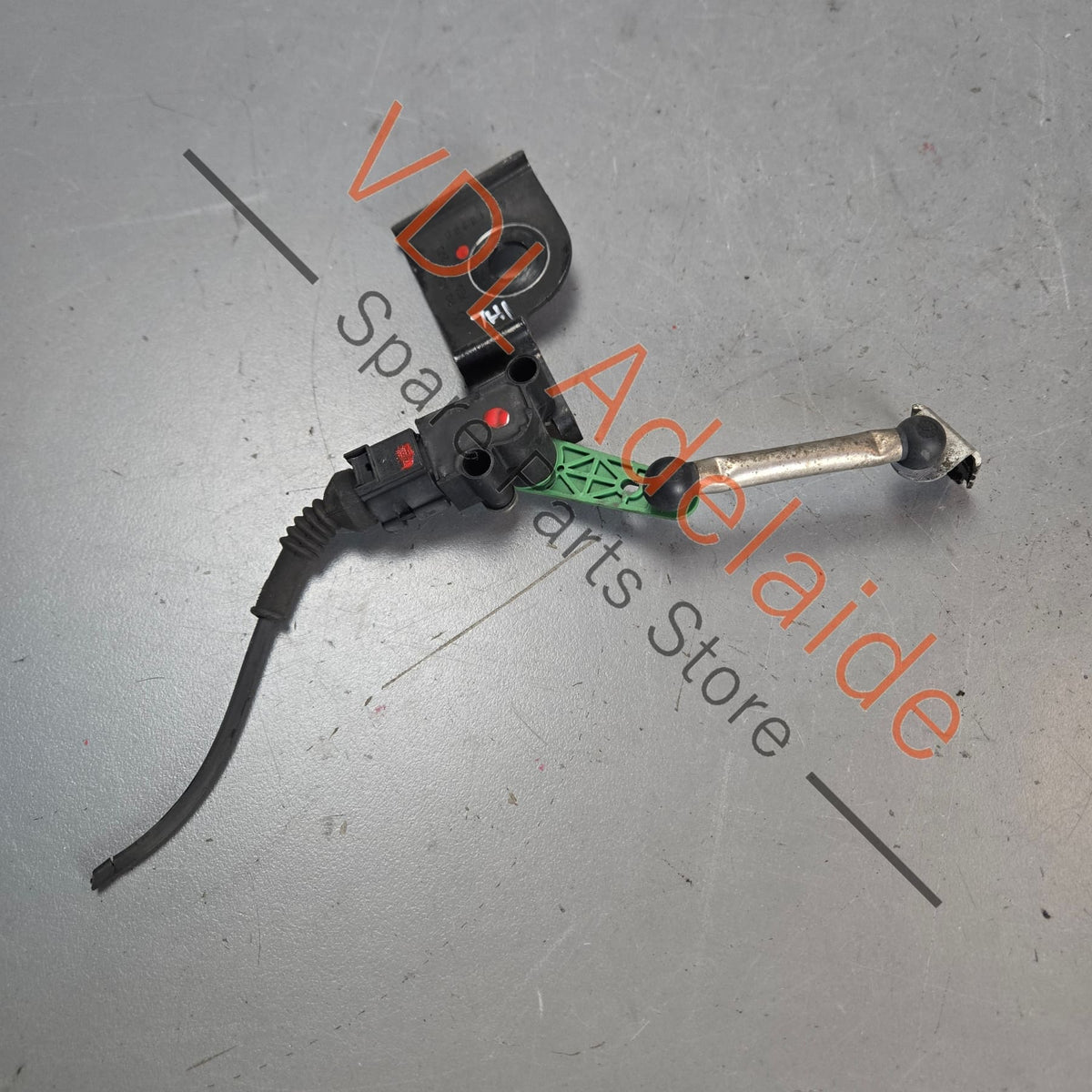 7E0941273    VW Transporter T5 T6 Front Suspension Level Sensor 7E0941273
