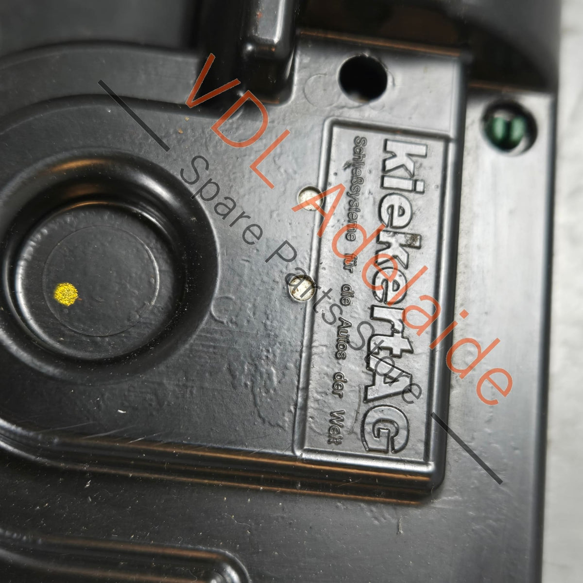 7L0827511E 7E0827511A   Porsche Cayenne Transporter T5 T6 BootStriker Power Lock 7L0827511E 7E0827511A