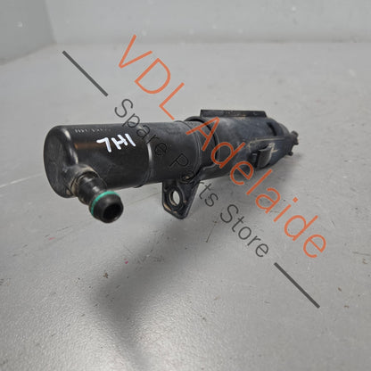 5K0955978A    VW Transporter T5 Front Bumper Headlight Washer Nozzle Jet 5K0955978A