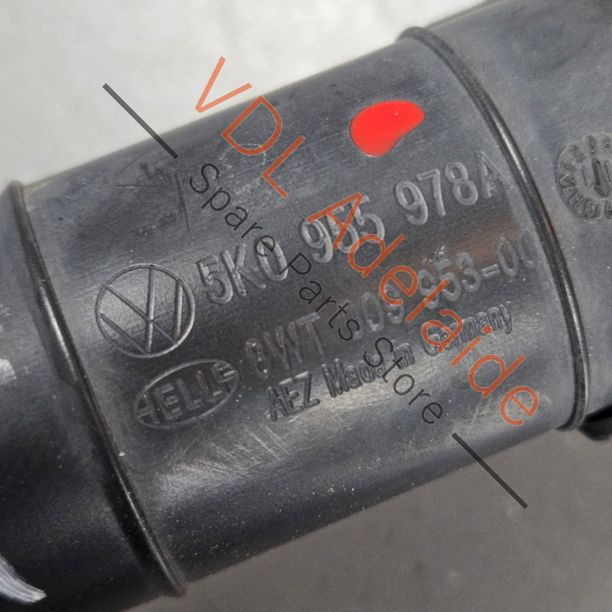 5K0955978A    VW Transporter T5 Front Bumper Headlight Washer Nozzle Jet 5K0955978A