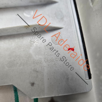 7E5867244F 7H5867244L   VW Transporter T5 T6 Right Side B Pillar Trim Upper pearl grey fabric