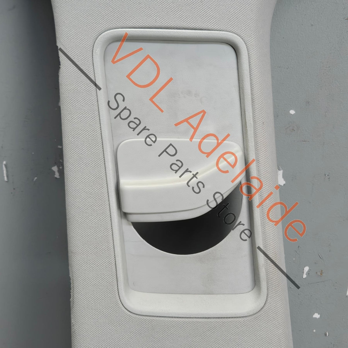 7H5867243AH 7E5867243N   VW Transporter T5 T6 Left Side B Pillar Trim Upper pearl grey fabric