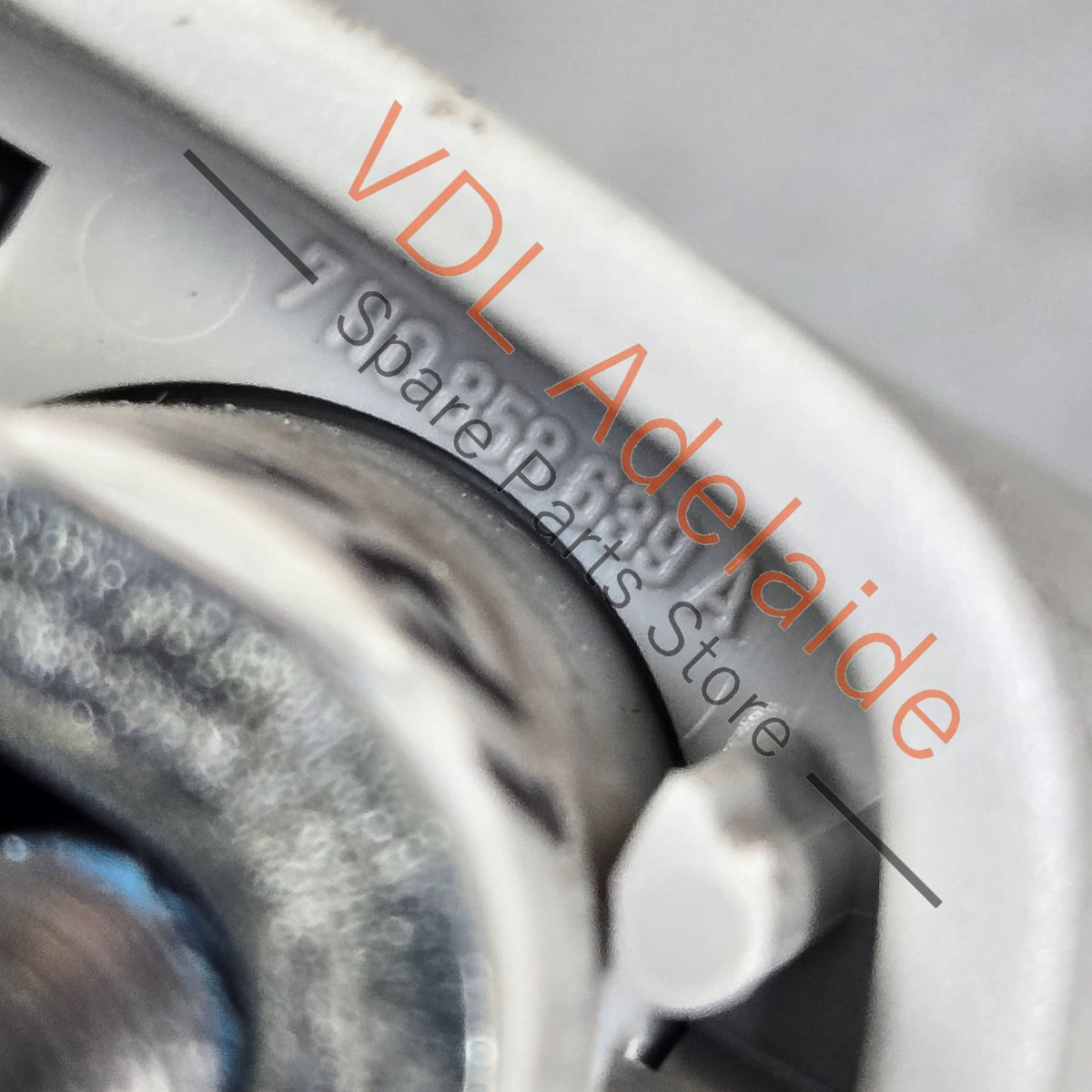 7E5857607 7H5857607F 7H0858638  VW Transporter T5 T6 Light Grey Roof Grab Handle Set